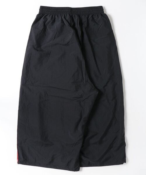 Y-3(ワイスリー)の「Y-3 GRADIENT 3 STRIPES NYLON WIDE PANTS(その他パンツ・メンズ・ブラック・LARGE/XX-SMALL/X-SMALL/SMALL/MEDIUM/X-LARGE)」の2枚目の写真