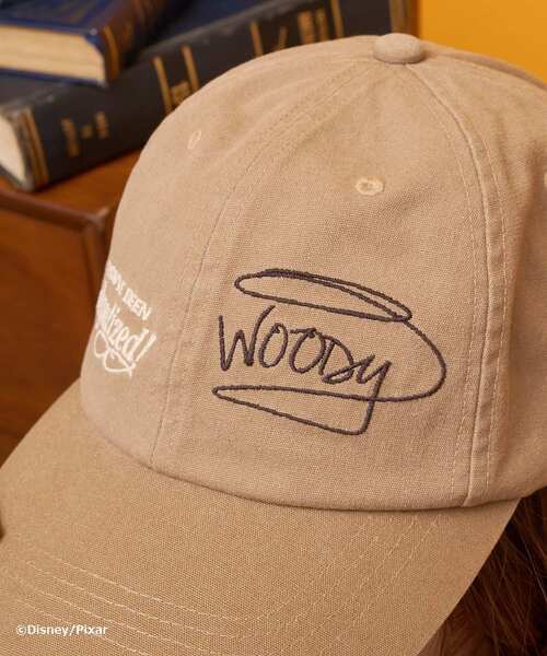 Disney(ディズニー)の「【TOY STORY】ヴィンテージ加工サインロゴCAP(キャップ・レディース・ブラウン/ネイビー・FREE)」の6枚目の写真