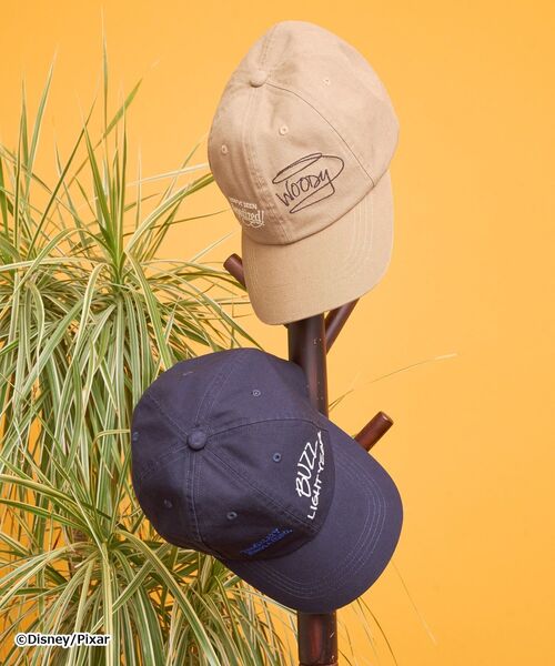 Disney(ディズニー)の「【TOY STORY】ヴィンテージ加工サインロゴCAP(キャップ・レディース・ブラウン/ネイビー・FREE)」の20枚目の写真
