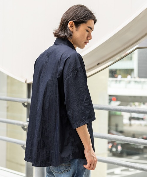 BAYFLOW（ベイフロー）の「[WEB限定/驚くほどに軽い]エアリーナイロン半袖シャツ（シャツ/ブラウス・メンズ・ネイビー/グレー/カーキ・SMALL/MEDIUM/LARGE）」の12枚目の写真