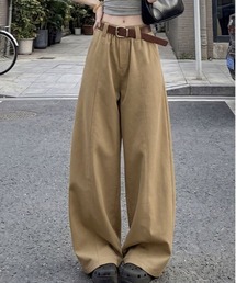 センター切り替え入りカーブワイドパンツ