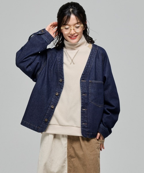 KRIFF MAYER Lady's Collection(クリフメイヤーレディースコレクション)の「ノーカラーカラーデニムジャケット(デニムジャケット・レディース・ベージュ/ダークグリーン/ダークブルー・MEDIUM/LARGE)」の12枚目の写真