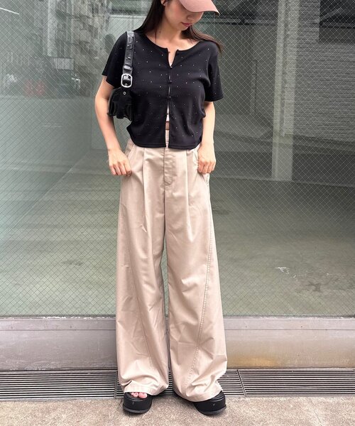 Kastane(カスタネ)の「リブスタッズ半袖カーディガン(Tシャツ/カットソー・レディース・オフホワイト/ブラック/サックスブルー・FREE)」の15枚目の写真