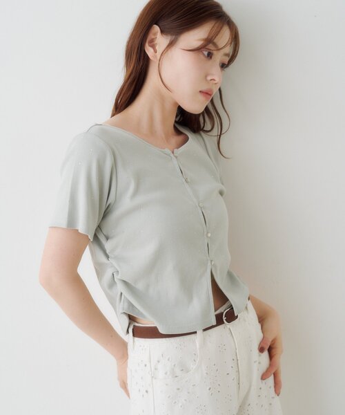 Kastane(カスタネ)の「リブスタッズ半袖カーディガン(Tシャツ/カットソー・レディース・オフホワイト/ブラック/サックスブルー・FREE)」の19枚目の写真
