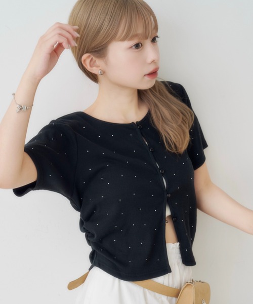 Kastane(カスタネ)の「リブスタッズ半袖カーディガン(Tシャツ/カットソー・レディース・オフホワイト/ブラック/サックスブルー・FREE)」の1枚目の写真