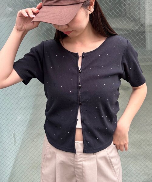 Kastane(カスタネ)の「リブスタッズ半袖カーディガン(Tシャツ/カットソー・レディース・オフホワイト/ブラック/サックスブルー・FREE)」の14枚目の写真