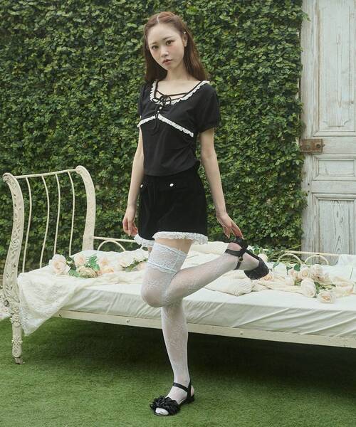 MAJESTIC LEGON(マジェスティックレゴン)の「ゴールド釦レーストリムショートパンツ(その他パンツ・レディース・ブラック/ブラウン・MEDIUM)」の10枚目の写真