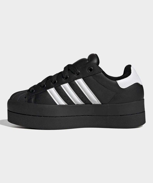 adidas(アディダス)の「スーパースター スタック / SUPERSTAR STACK / 厚底スニーカー / アディダスオリジナルス adidas Originals(スニーカー・レディース・ブラック・22.0cm/22.5cm/27.0cm/27.5cm/28.0cm/24.0cm/23.0cm/23.5cm/24.5cm/25.0cm/25.5cm/26.5cm/26.0cm)」の6枚目の写真