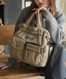 KiU（キウ）の「【ZOZO限定】2WAYパデッドマルチウェイトートバッグ（トートバッグ）」