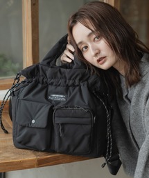 KiU（キウ）の「【ZOZO限定】2WAYパデッドマルチウェイトートバッグ（トートバッグ）」