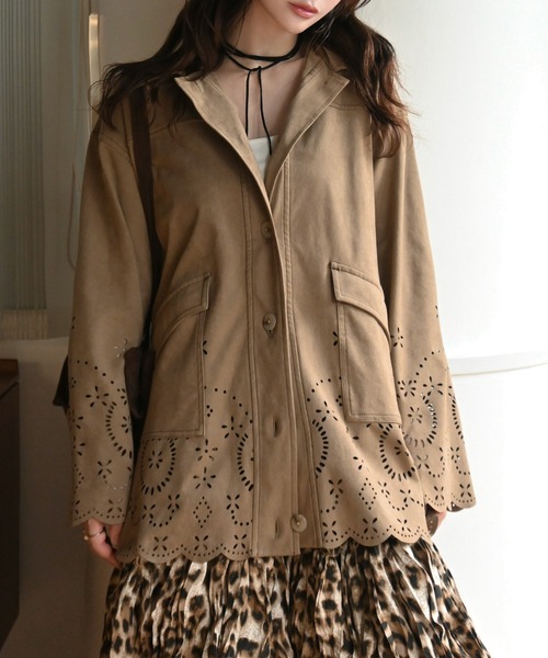 WILLFULLY(ウィルフリー)の「scalloped punch faux suede shirt JK(その他アウター・レディース・ダークブラウン/タン/ブラック・FREE)」の1枚目の写真