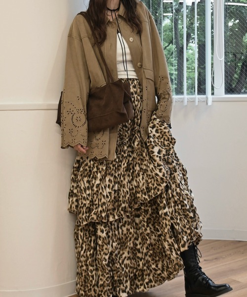 WILLFULLY(ウィルフリー)の「scalloped punch faux suede shirt JK(その他アウター・レディース・ダークブラウン/タン/ブラック・FREE)」の19枚目の写真