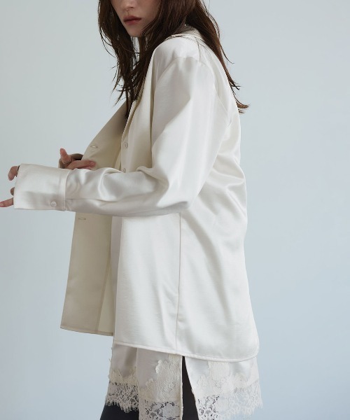 W:Huku(フーク)の「シルキーサテンオーバーシルエットシャツジャケット / Silky Satin Oversized Shirt Jacket(テーラードジャケット・レディース・ブラウン/ネイビー/オフホワイト・FREE)」の19枚目の写真