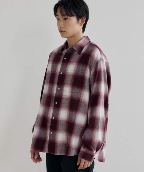 DAWNCE(ダウンス)の「【AKI・三嶋ひな 着用】オンブレチェックシャツ(シャツ/ブラウス・メンズ・レッド/ブラック・M/L)」の11枚目の写真