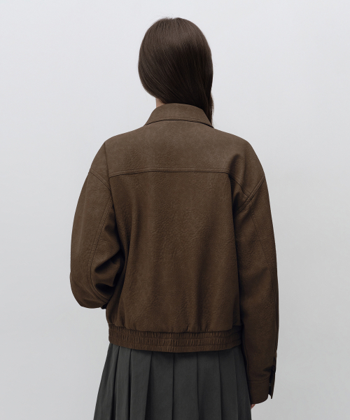 MUSINSA STANDARD WOMAN（ムシンサスタンダードウーマン）の「ウィメンズマット合成皮革ブルゾンジャケット[ブラウン]（ブルゾン・レディース・その他・SMALL/MEDIUM/LARGE）」の3枚目の写真