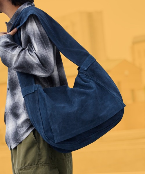 SEVEN BY SEVEN(セブンバイセブン)の「SEVEN BY SEVEN/セブン バイ セブン LEATHER SHOULDER BAG 本革 レザー スウェード スプリットレザー シーズンレス ショルダーバック 大容量 2026秋服(ショルダーバッグ・メンズ・ブラック/ネイビー・FREE)」の1枚目の写真
