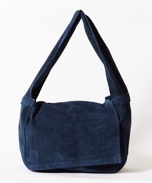 SEVEN BY SEVEN(セブンバイセブン)の「SEVEN BY SEVEN/セブン バイ セブン LEATHER SHOULDER BAG 本革 レザー スウェード スプリットレザー シーズンレス ショルダーバック 大容量 2026秋服(ショルダーバッグ・メンズ・ブラック/ネイビー・FREE)」の4枚目の写真