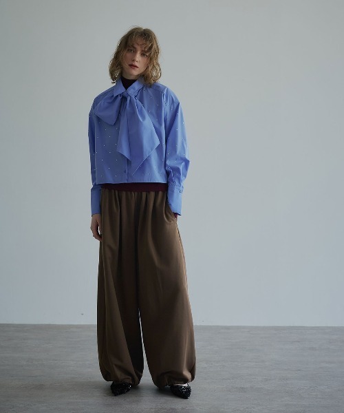 W:Huku(フーク)の「【W:Huku / リンクルフリーツイル】イージーバルーンパンツ / Wrinkle-Free Twill Easy Balloon Pants(スラックス・レディース・ブラック/ブラウン/チャコール・FREE)」の14枚目の写真