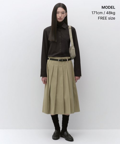 MUSINSA STANDARD WOMAN（ムシンサスタンダードウーマン）の「ウィメンズ CN レクタングルミニクロスバッグ [ライトベージュ]（メッセンジャーバッグ・レディース・その他・F）」の2枚目の写真