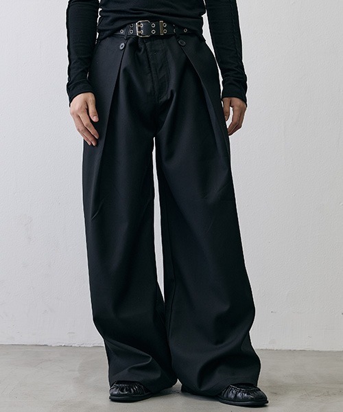 Shoowtime（ショウタイム）の「Military In-Tuck Wide Slacks / ミリタリー インタック ワイドスラックス（スラックス・メンズ・ブラック・X-LARGE/MEDIUM/SMALL）」の2枚目の写真