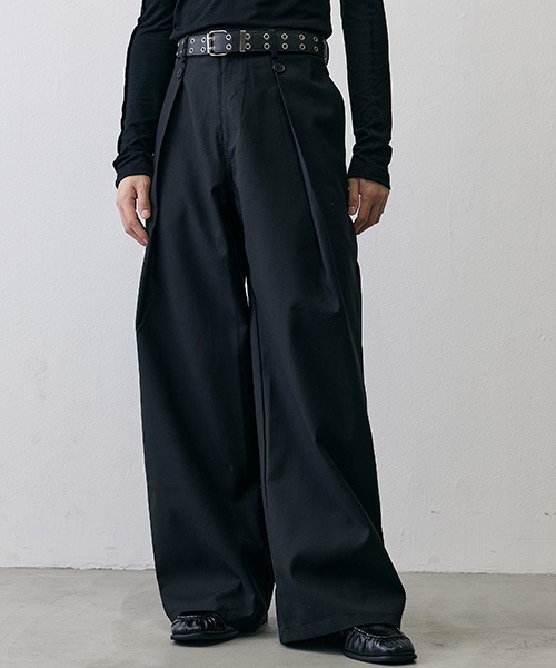 Shoowtime（ショウタイム）の「Military In-Tuck Wide Slacks / ミリタリー インタック ワイドスラックス（スラックス・メンズ・ブラック・X-LARGE/MEDIUM/SMALL）」の4枚目の写真
