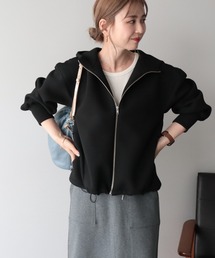【WEB限定】バックフリルポンチZIPパーカー