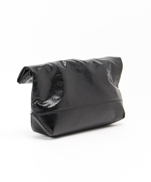 HARE（ハレ）の「メタリック2WAYロールクラッチBAG(HARE)（クラッチバッグ・レディース・ブラック/シルバー・ONE SIZE）」の3枚目の写真