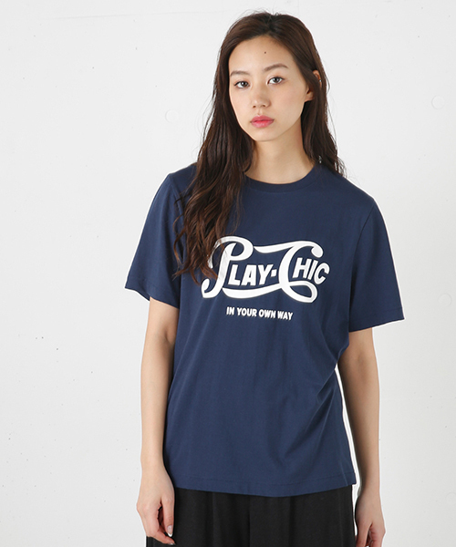 MOUSSY（マウジー）の「PLAY CHIC TSJ（Tシャツ/カットソー・レディース・ホワイト/ライトブラック/レッド/ネイビー・FREE）」の3枚目の写真