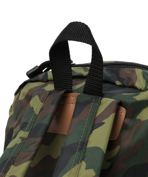 SHIPS(シップス)の「SHIPS KIDS:デイパック S 2016(バックパック/リュック・キッズ・ネイビー/レッド/ダークオリーブ/ライトブルー・ONE SIZE)」の6枚目の写真