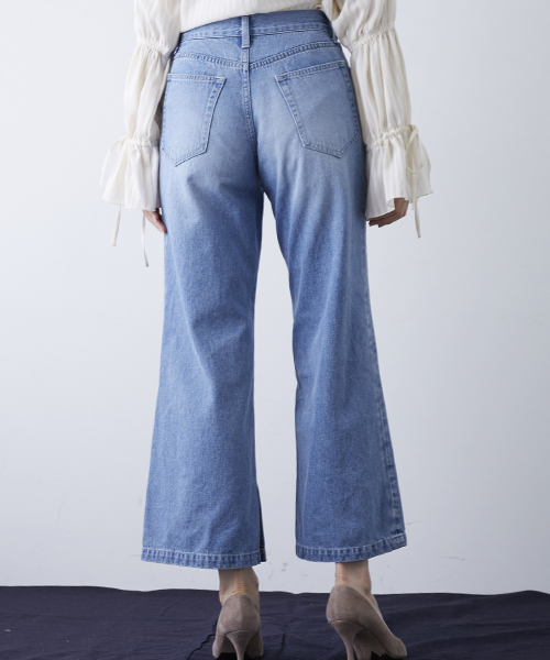 STUDIOUS（ステュディオス）の「インスリットワイドデニム（デニムパンツ・レディース・ブルー/サックスブルー・1/0）」の17枚目の写真