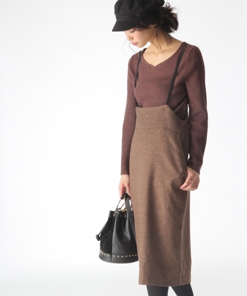 mysty woman(ミスティウーマン)の「【チェック柄/ヘリンボーン】サスペンダー付タイトスカート(スカート・レディース・グレー/ライトブラウン/モカ/マスタード・FREE)」の1枚目の写真