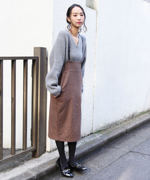 mysty woman(ミスティウーマン)の「【チェック柄/ヘリンボーン】サスペンダー付タイトスカート(スカート・レディース・グレー/ライトブラウン/モカ/マスタード・FREE)」の21枚目の写真