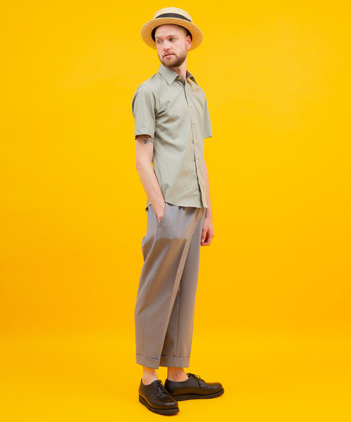 UNITED TOKYO（ユナイテッドトウキョウ）の「モンティブロードレギュラーカラーショートスリーブシャツ（シャツ/ブラウス・メンズ・ベージュ/カーキ/サックスブルー/ブラック/オフホワイト・1/2/4/3）」の11枚目の写真