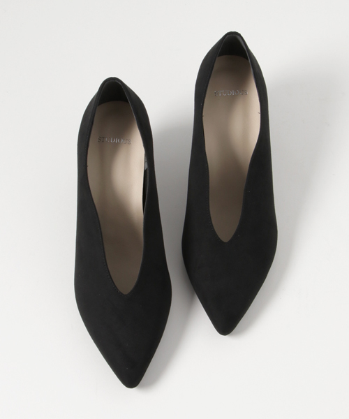 STUDIOUS(ステュディオス)の「【STUDIOUS】ドロップカットパンプス(パンプス・レディース・ブラック/ダークグレー・SMALL/LARGE)」の4枚目の写真