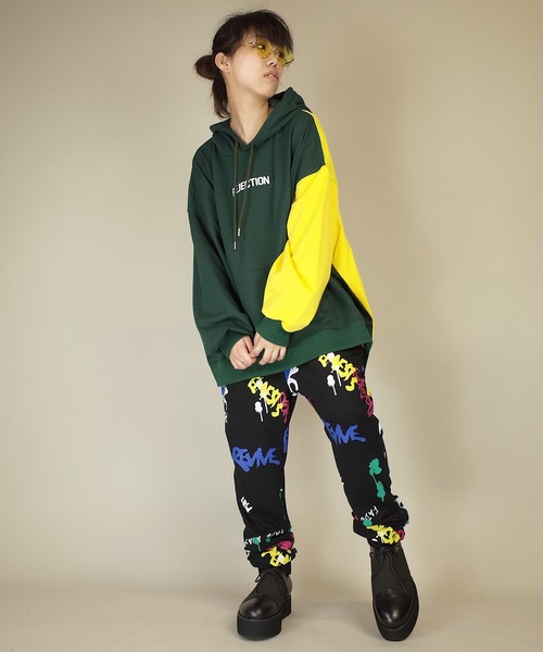 rovtski(ロフトスキー)の「rovtski 【ビッグシルエット】裏毛 プリント BIG PARKA F(パーカー・レディース・ホワイト/ブラック/グリーン・FREE)」の6枚目の写真