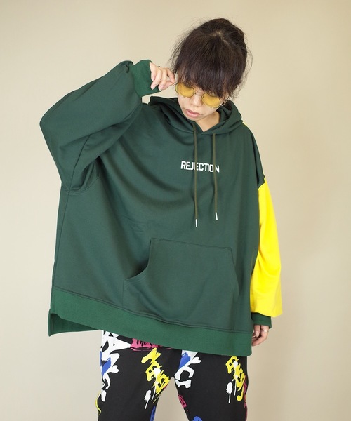 rovtski(ロフトスキー)の「rovtski 【ビッグシルエット】裏毛 プリント BIG PARKA F(パーカー・レディース・ホワイト/ブラック/グリーン・FREE)」の8枚目の写真