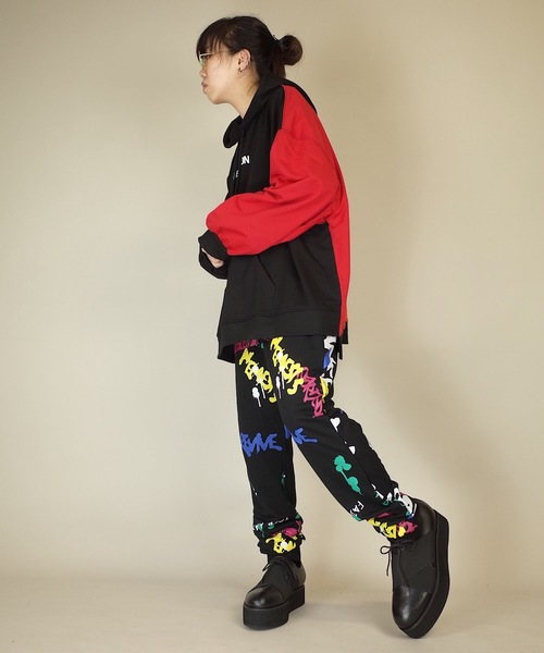 rovtski(ロフトスキー)の「rovtski 【ビッグシルエット】裏毛 プリント BIG PARKA F(パーカー・レディース・ホワイト/ブラック/グリーン・FREE)」の16枚目の写真