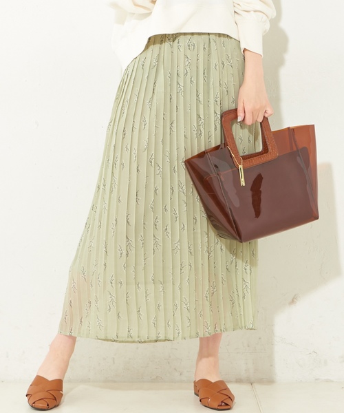 natural couture(ナチュラルクチュール)の「柄アソートロングプリーツスカート(スカート・レディース・ホワイト系その他/ブラック系その他/グリーン系その他/オレンジ系その他/ドット・FREE)」の6枚目の写真