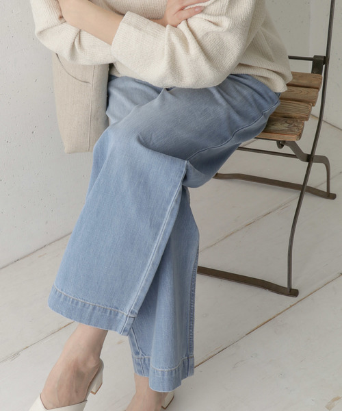URBAN RESEARCH DOORS(アーバンリサーチドアーズ)の「デニムワイドパンツ(デニムパンツ)」|ライトインディゴブルー