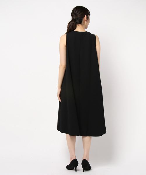 KOBE LETTUCE（コウベレタス）の「サーマル素材ノースリーブカットフレアワンピース（ワンピース・レディース・オフホワイト/ベージュ/ピンク/オレンジ/カーキ/ブラウン/ブラック・FREE）」の9枚目の写真