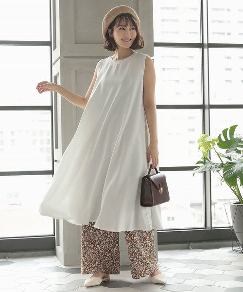 KOBE LETTUCE（コウベレタス）の「サーマル素材ノースリーブカットフレアワンピース（ワンピース・レディース・オフホワイト/ベージュ/ピンク/オレンジ/カーキ/ブラウン/ブラック・FREE）」の16枚目の写真