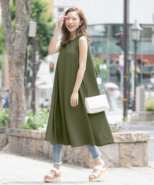 KOBE LETTUCE（コウベレタス）の「サーマル素材ノースリーブカットフレアワンピース（ワンピース・レディース・オフホワイト/ベージュ/ピンク/オレンジ/カーキ/ブラウン/ブラック・FREE）」の20枚目の写真