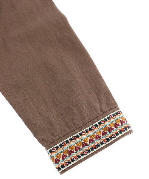 ALEXIA STAM（アリシアスタン）の「Embellished Military Shirt Jacket/エンブロイダリーミリタリーシャツジャケット（ミリタリージャケット・レディース・ベージュ/ブラウン/オリーブ・FREE）」の8枚目の写真