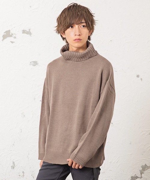 MinoriTY（マイノリティ）の「オフタートルビッグニット（ニット/セーター・メンズ・ホワイト/ブラック/ベージュ・LL/M/L）」の3枚目の写真