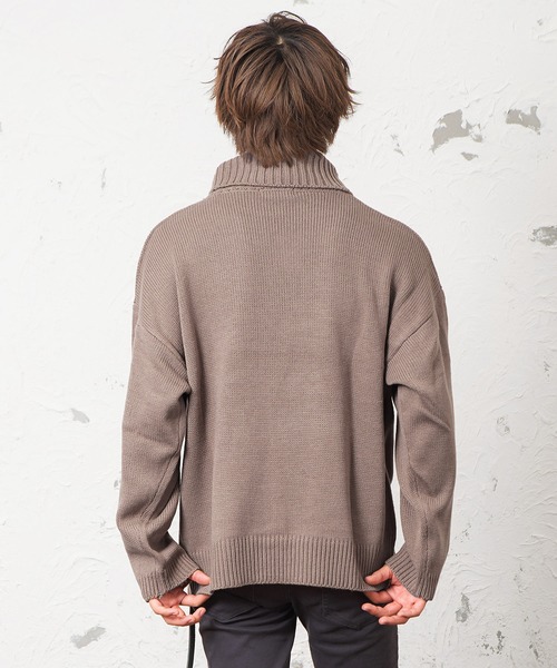 MinoriTY（マイノリティ）の「オフタートルビッグニット（ニット/セーター・メンズ・ホワイト/ブラック/ベージュ・LL/M/L）」の11枚目の写真