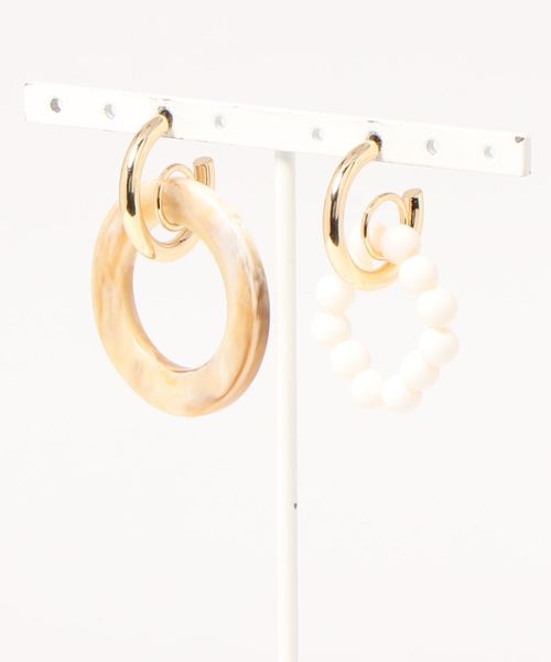 LOWRYS FARM（ローリーズファーム）の「リング＊ツブツブアシメピアス　861844（ピアス（両耳用）・レディース・ブラウン/アイボリー/グリーン系その他・FREE）」の2枚目の写真