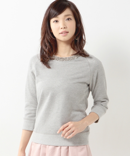 Jewel Changes(ジュエルチェンジズ)の「JC 裏毛 装飾付き ラグラン7分袖 3(スウェット・レディース・ブラック/グレー・フリー)」の2枚目の写真