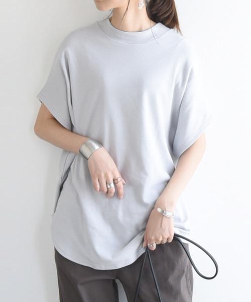 and it_(アンドイット)の「BeコルテVネックドルマンカットソー(半袖)(Tシャツ/カットソー・レディース・チャコール/ライトカーキ/ライトブラウン/アイボリー/ブラック/ブルーグリーン/ライトグレー/ベージュ/パープル/レッド/ブルー/グリーン/ホワイト系1/ホワイト系2/ブラウン系1/ブラウン系2/ターコイズブルー系2/レッド系1/レッド系2/ブラック系2/カーキ系2/グリーン系1/ブルー系2/パープル系2/ブルー系1/ベージュ系2/グリーン系2/パープル系1/グレー系2/ライトグレー系1/ライトグレー系2/グレー系1/ベージュ系1/カーキ系1/ブラック系1・FREE)」の10枚目の写真