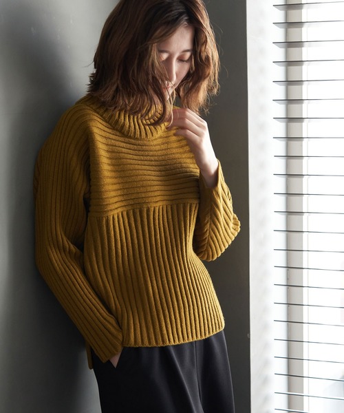 ROPE' PICNIC(ロペピクニック)の「【ドラマ着用】【静電気防止】リブ切替プルオーバー(ニット/セーター・レディース・オリーブ/キナリ/ブルー/ブラック/ピンク系その他2/マスタード/グリーン系その他・40/38)」の3枚目の写真