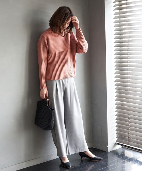 ROPE' PICNIC(ロペピクニック)の「【ドラマ着用】【静電気防止】リブ切替プルオーバー(ニット/セーター・レディース・オリーブ/キナリ/ブルー/ブラック/ピンク系その他2/マスタード/グリーン系その他・40/38)」の16枚目の写真